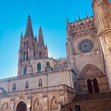 Casa El Papamoscas דירה